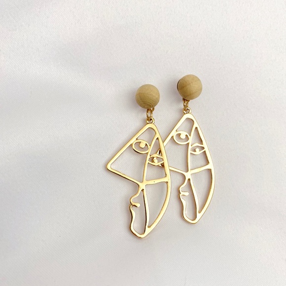 Lagom Studio Jewelry - 💙Face Drop Earrings